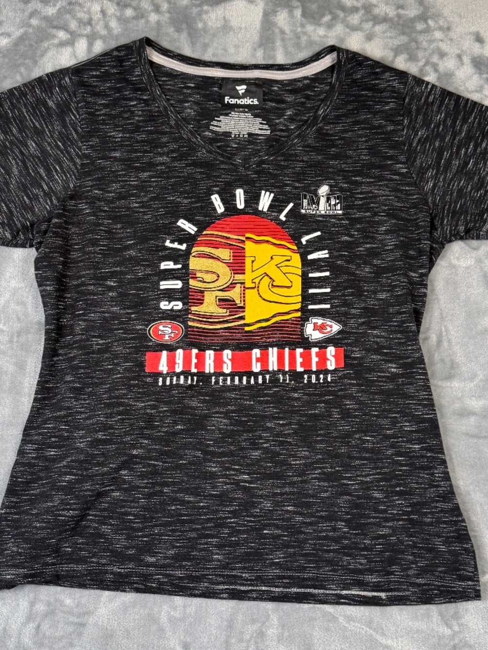 Super Bowl LVIII T-Shirt Women's Large 49ers vs Chiefs Black Heather